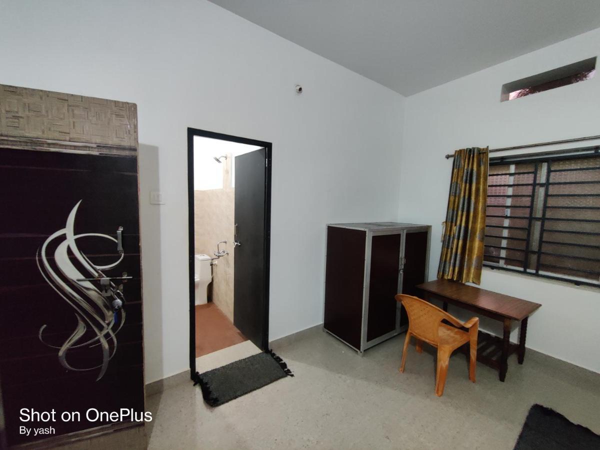 Surya Cafe And Stay Sea View Gokarna  Esterno foto