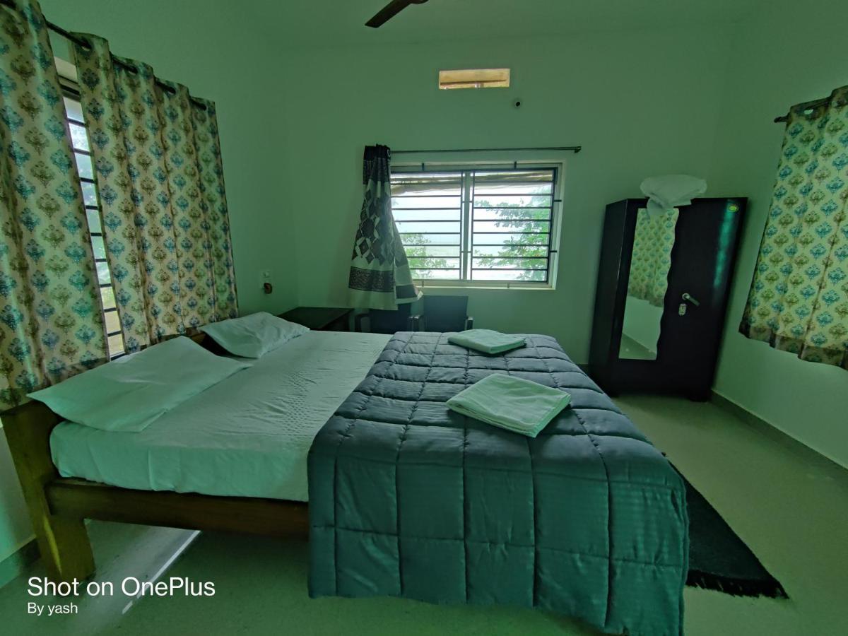 Surya Cafe And Stay Sea View Gokarna  Esterno foto
